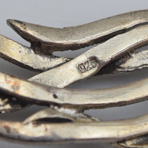 Vintage Sterling Silver, Onyx, Marcasite, & Garnet Crested Long Tail Bird Brooch - Picture 9 of 13